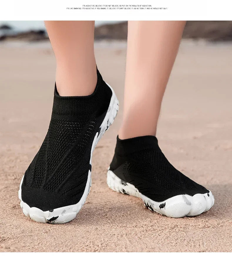 Men's women's shoes Casual sneakers sports beach shoes, outdoor lightweight, comfortable and fashionable walking shoes