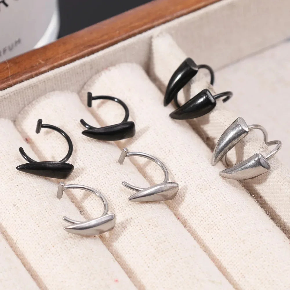 Stainless Steel Personalised Sharp Teeth Fake Piercing Lip Ring Punk Exaggerated Jewelry for Women Gothic Face Jewelry Decor