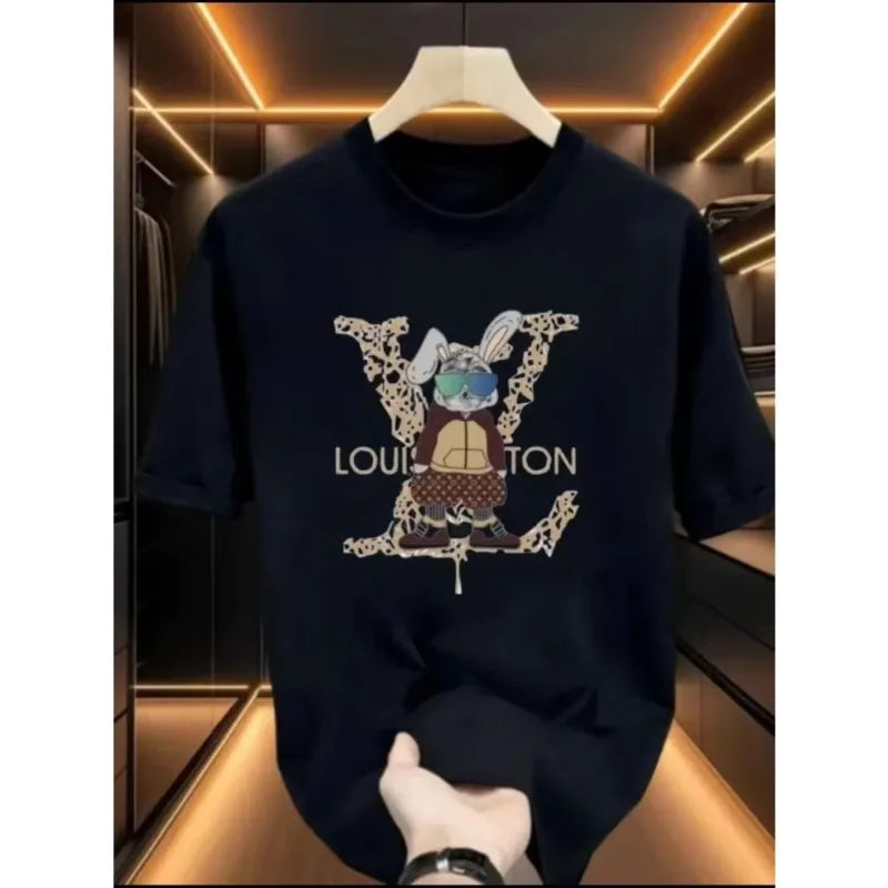 Summer fashion T-shirt, suitable for both men and women. Summer patterns. Casual round-neck style. High-end top. Fashion design.