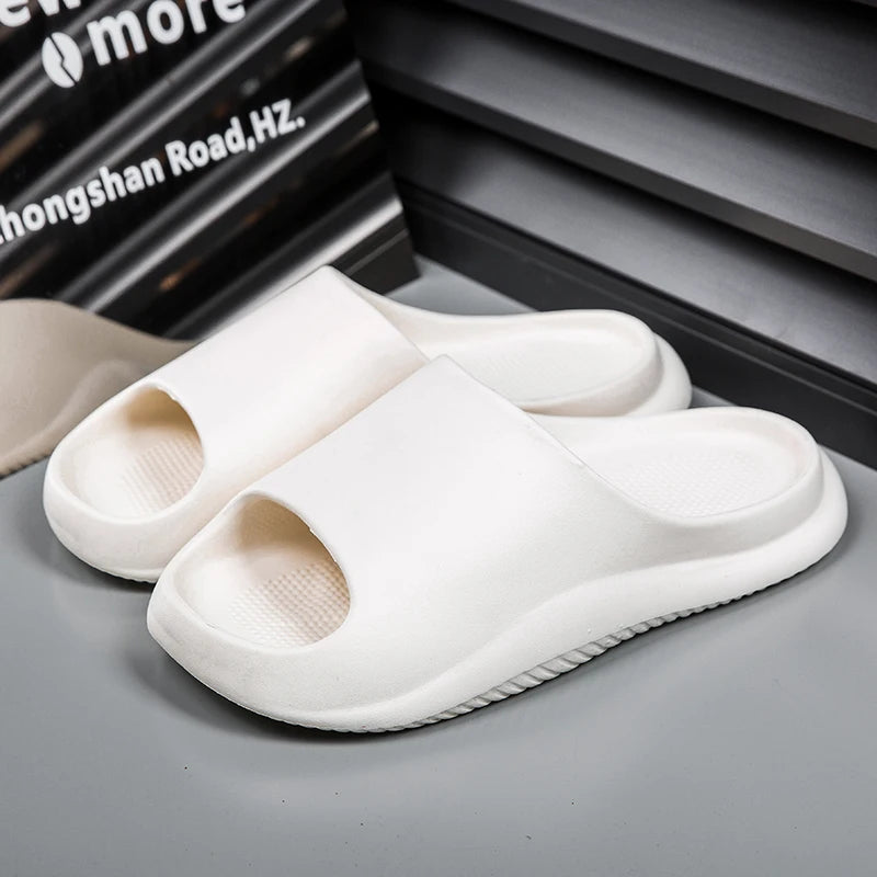 Men's Slippers Fashion Casual Home Sandals Non-Slip Wear-Resistant Soft Soles Couple Style Shoes Thick-Soled Outdoor Beach Shoes