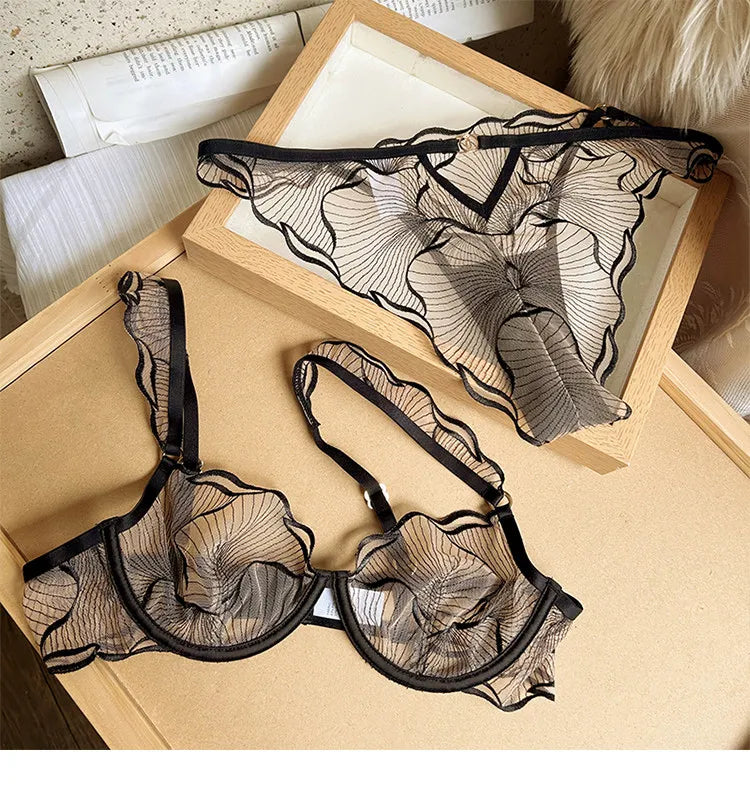 Lingerie Brodée Ultra-Fine Sexy Européenne Minimiseur Pour Gros Seins Dentelle Transparente Amincissante Pure Séduisante 32-38