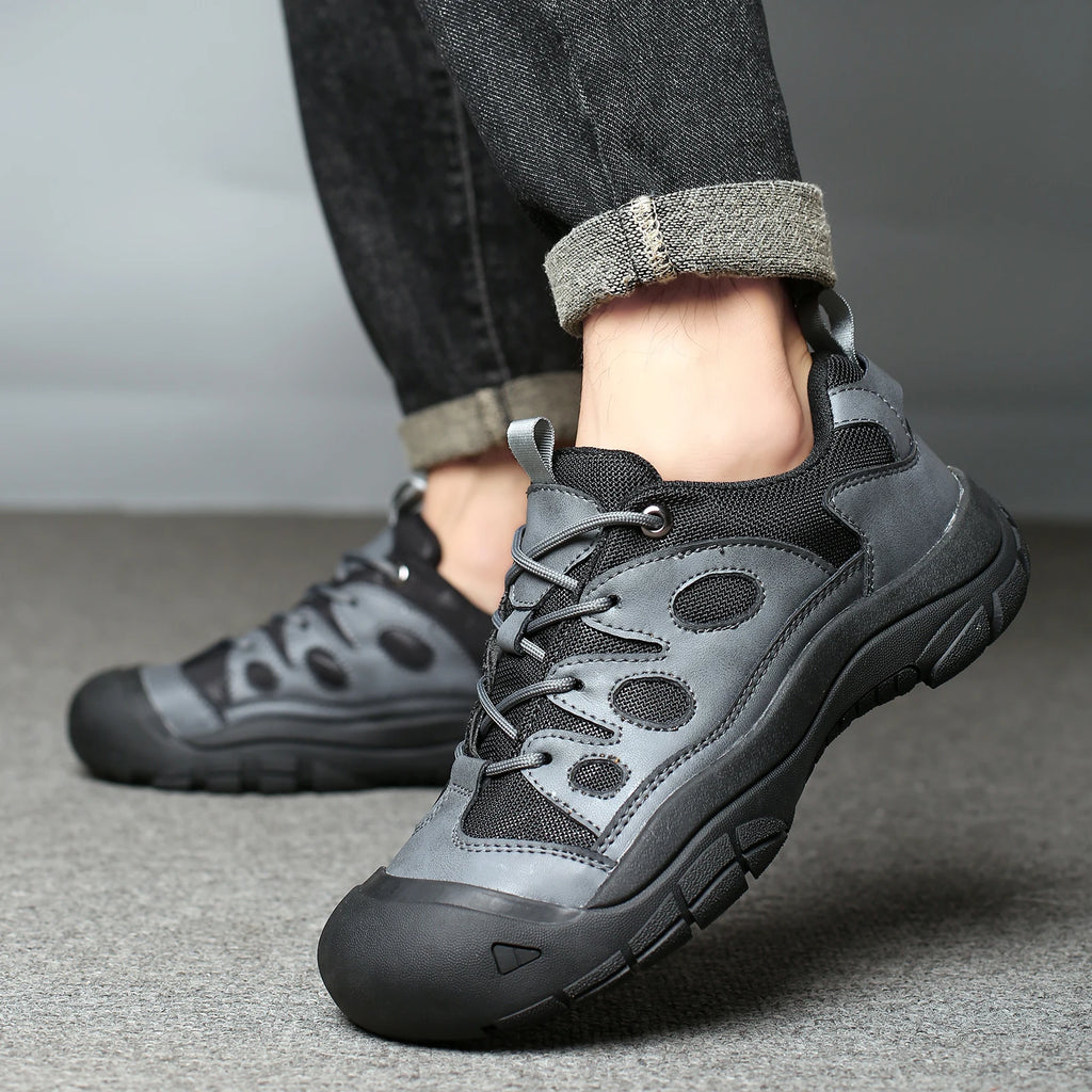 Men's New Outdoor Closed-Toe Casual Hiking and Mountaineering Shoes,Low-Top Style with Laces, Rubber Anti-Slip Sole, Solid Color