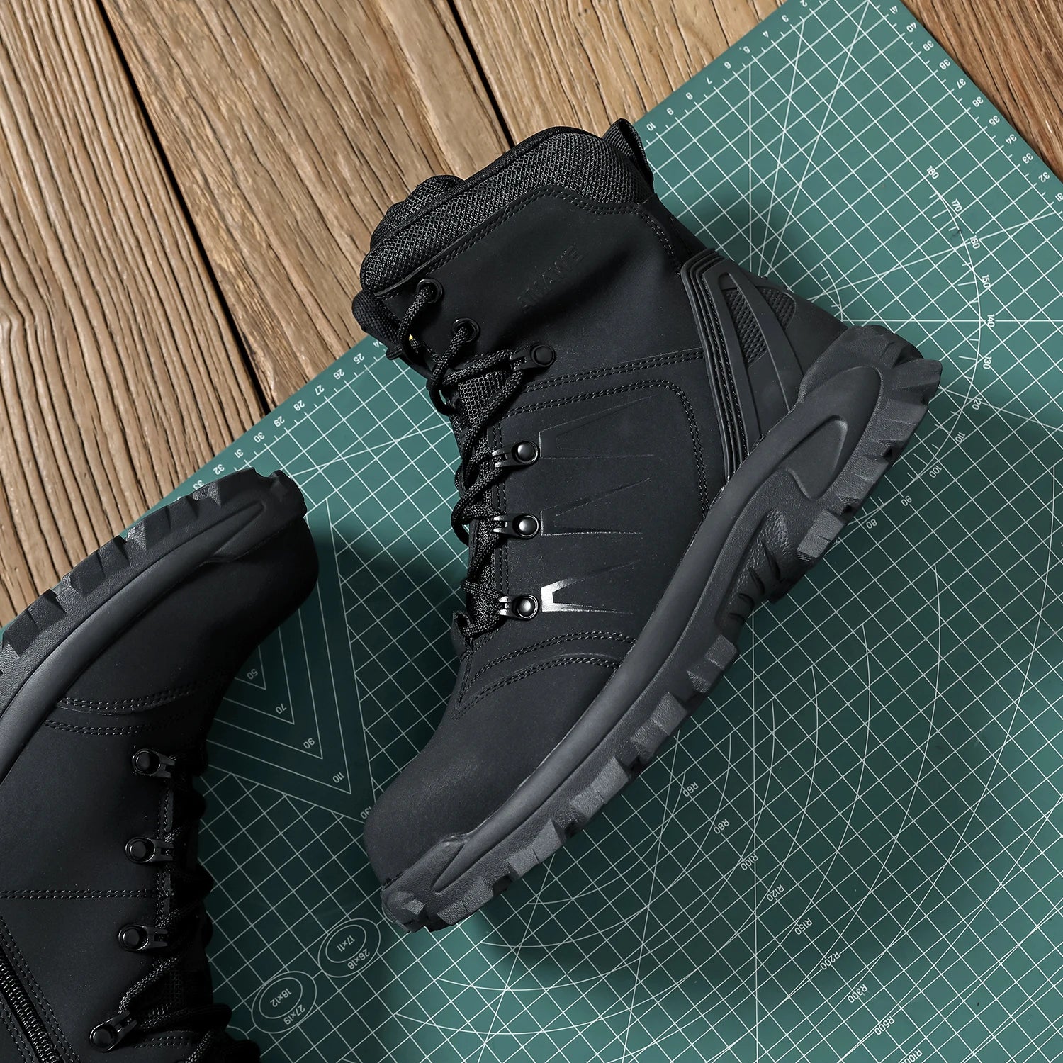 Steel Toe Safety Shoes Men's High Quality Industrial Work Boots Man Work Protection for the Feet Work Wear Free Shipping