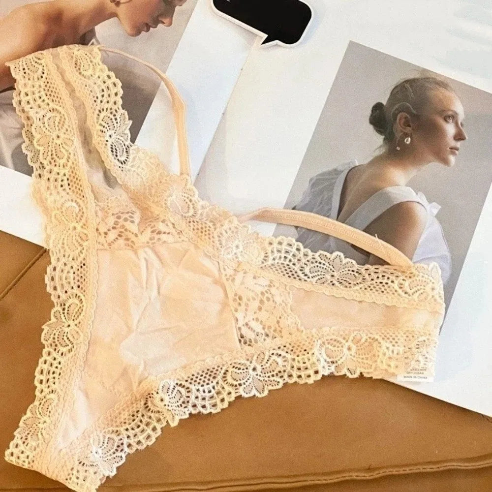 Lingerie Hollow Underwear Women Low Waist Breathable Lady Panties Seamless Briefs Lace Thong Girl Lady