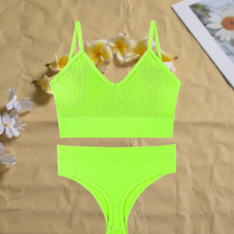 Women's Seamless  Underwear Set Bra And Thongs LingerieLow Waist Panties Pushup Bralette Sexy Female Woman Clothes Below