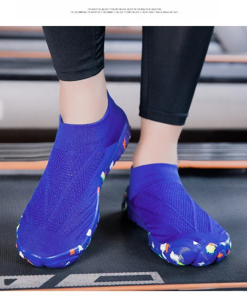 Men's women's shoes Casual sneakers sports beach shoes, outdoor lightweight, comfortable and fashionable walking shoes