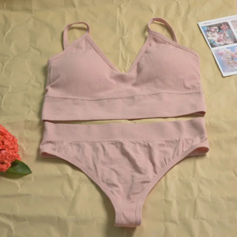 Women's Seamless  Underwear Set Bra And Thongs LingerieLow Waist Panties Pushup Bralette Sexy Female Woman Clothes Below
