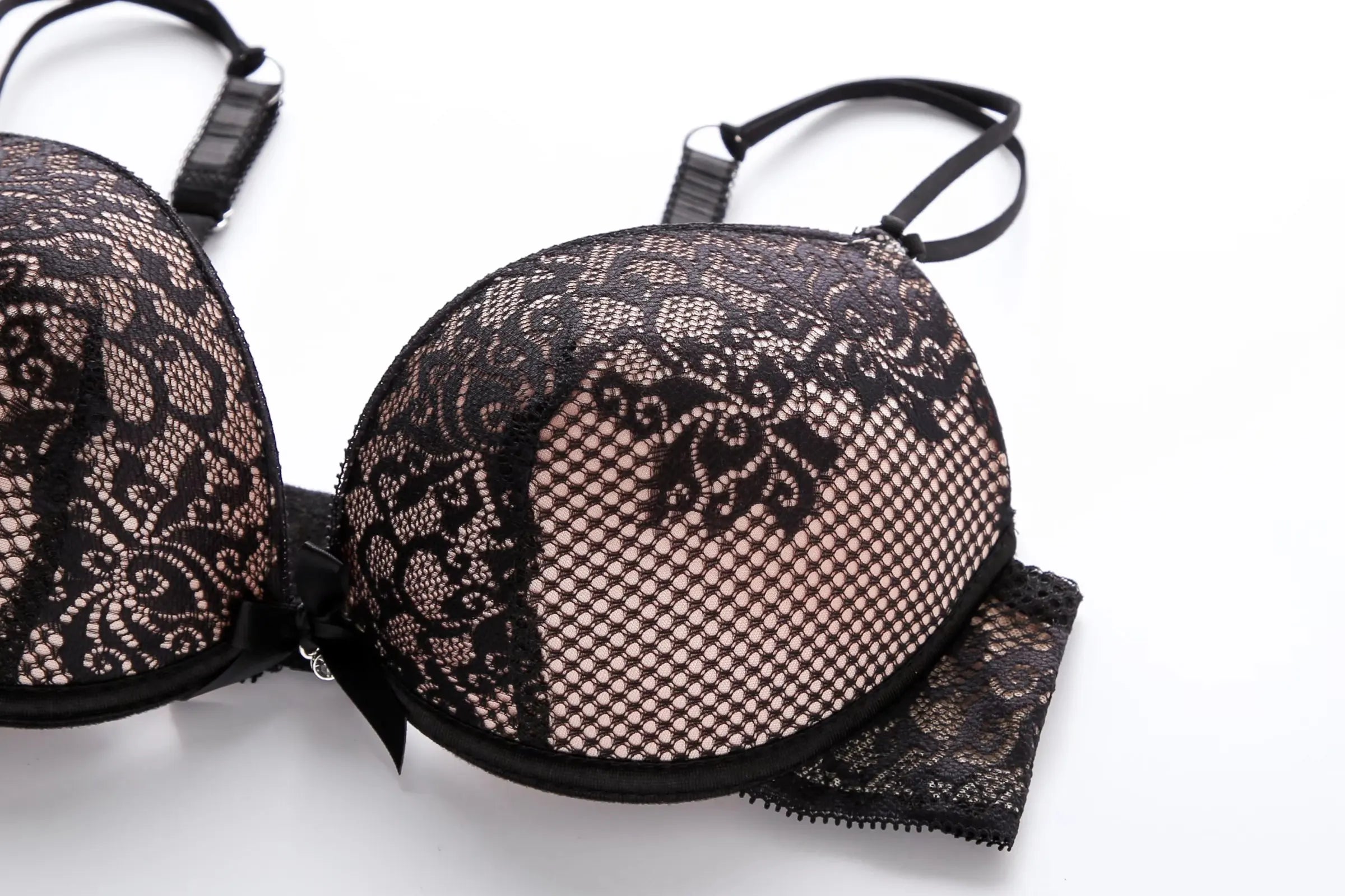 New Sexy Bra Hollow Out Panties Solid Color Underwear Set BC Cup Lace Top Push Up Womens Back Closure Plus Size Lingerie Sets