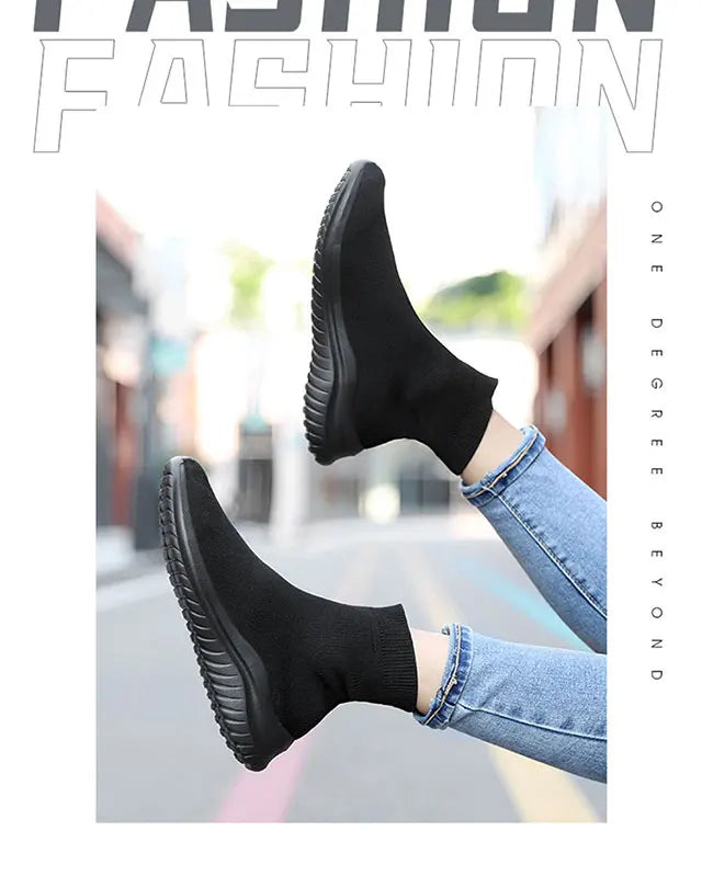 Men's and women's new high-top casual sports shoes walking flat ankle boots lovers non-slip shoes autumn and winter