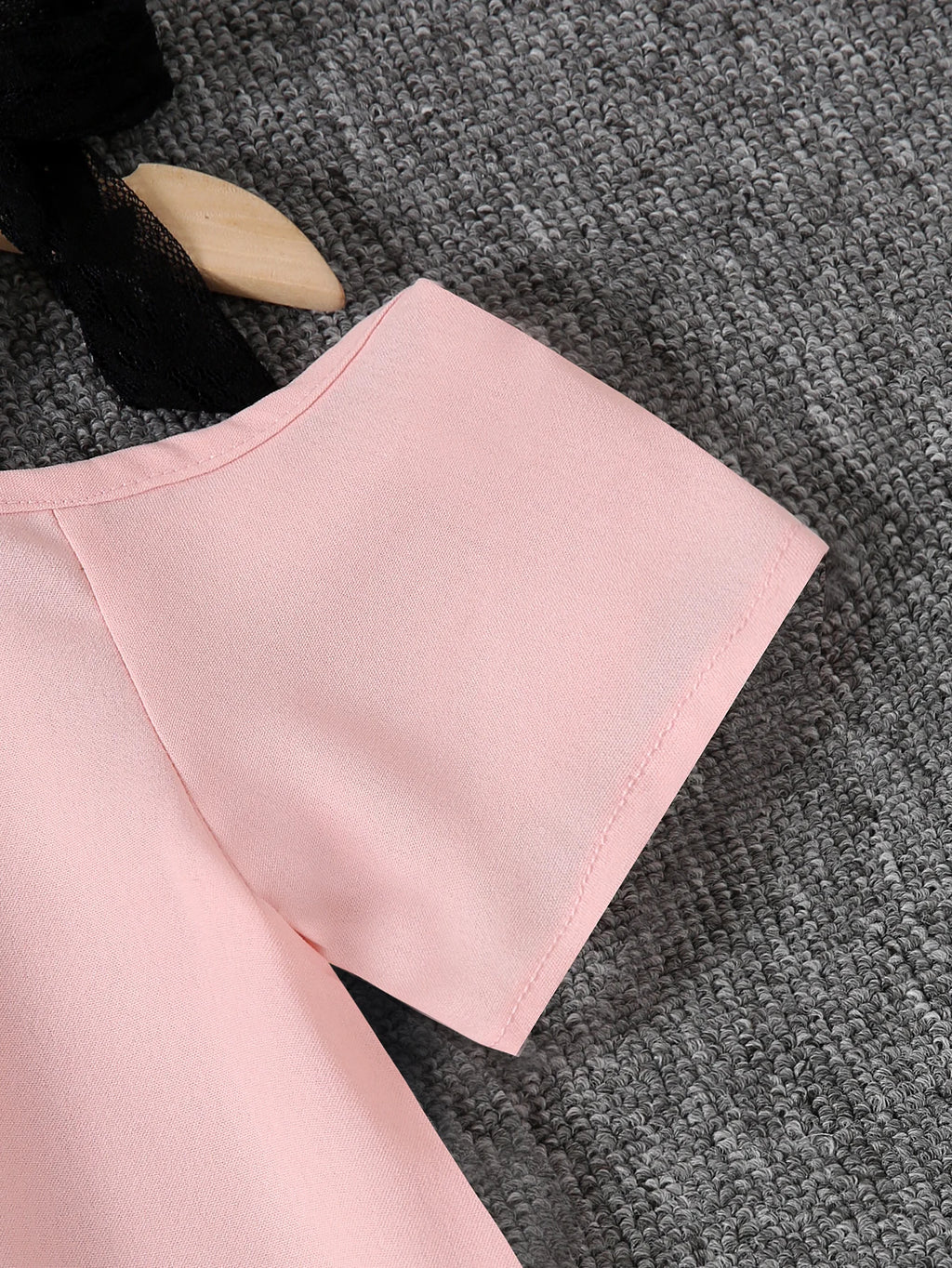 Summer New Girls' Short Sleeved Off Shoulder Solid Color Casual T-Shirt Fashionable And Versatile Design Sense Fashionable Top