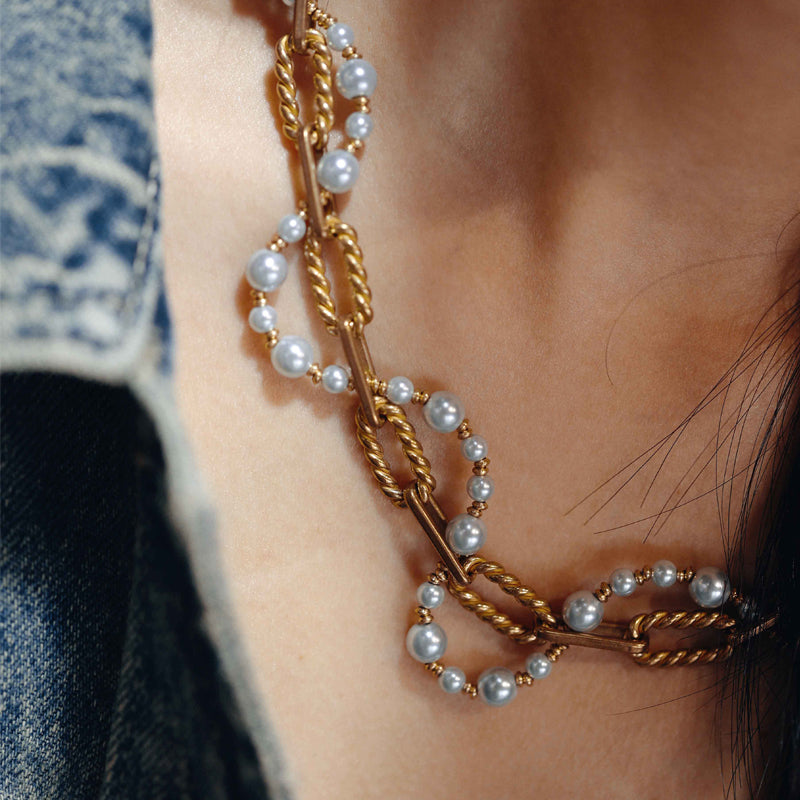 Perle Tressée Pearl Chain Necklace