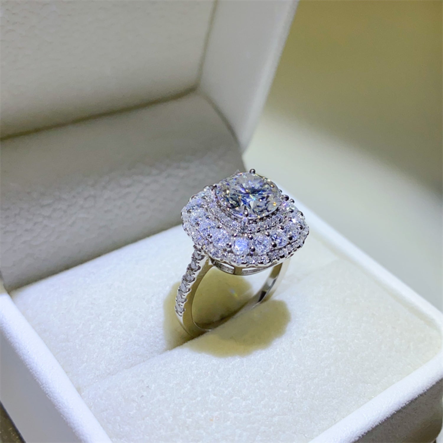 2 Carat Brilliant Round Cut Sparkala™ Pure Sterling Silver Ring