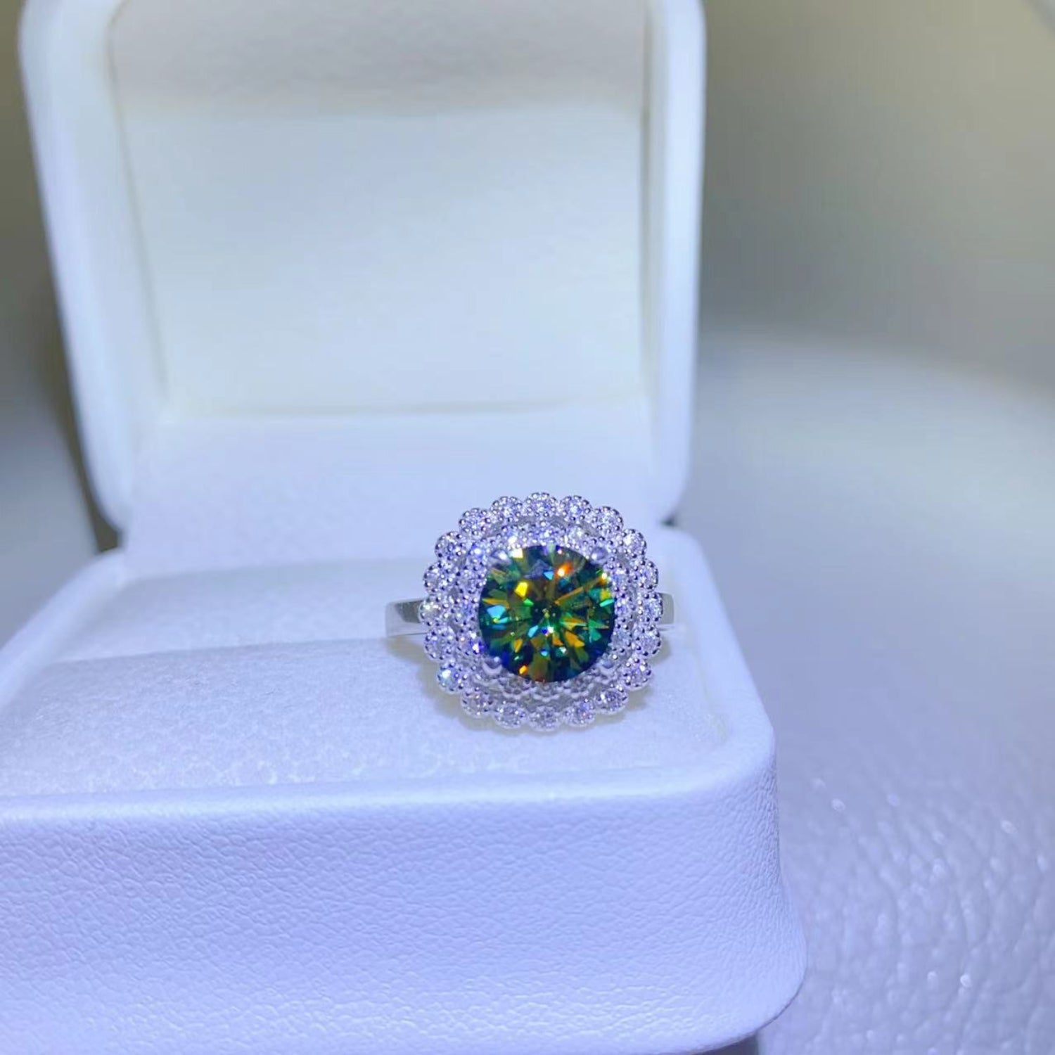 2 Carat Green Round Green Brilliant Round Cut Sparkala™ Pure Sterling Silver Halo Ring