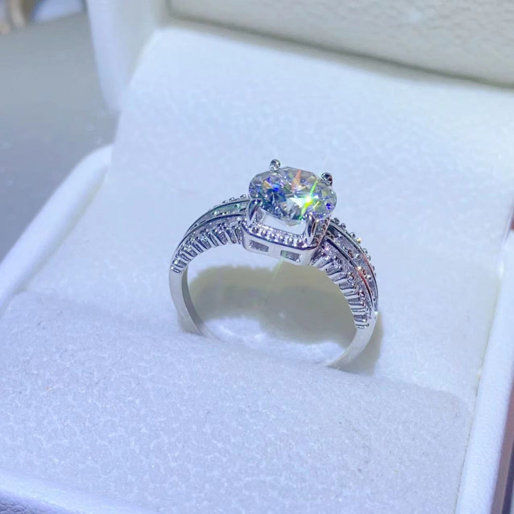 2 Carat Brilliant Round Cut Sparkala™ Pure Sterling Silver Banded Ring
