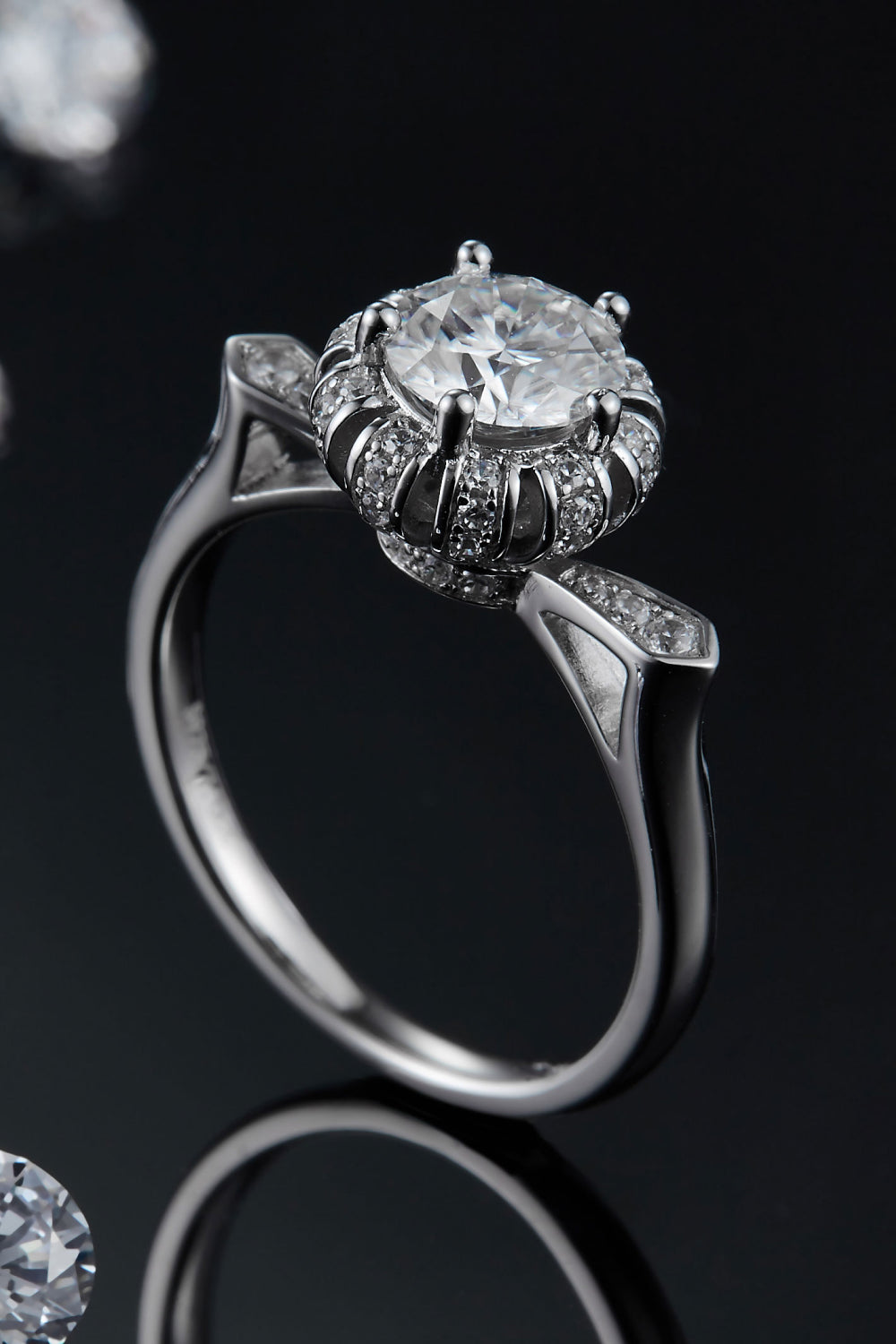 1 Carat Brilliant Round Cut Sparkala™ Platinum Over Pure Sterling Silver Ring